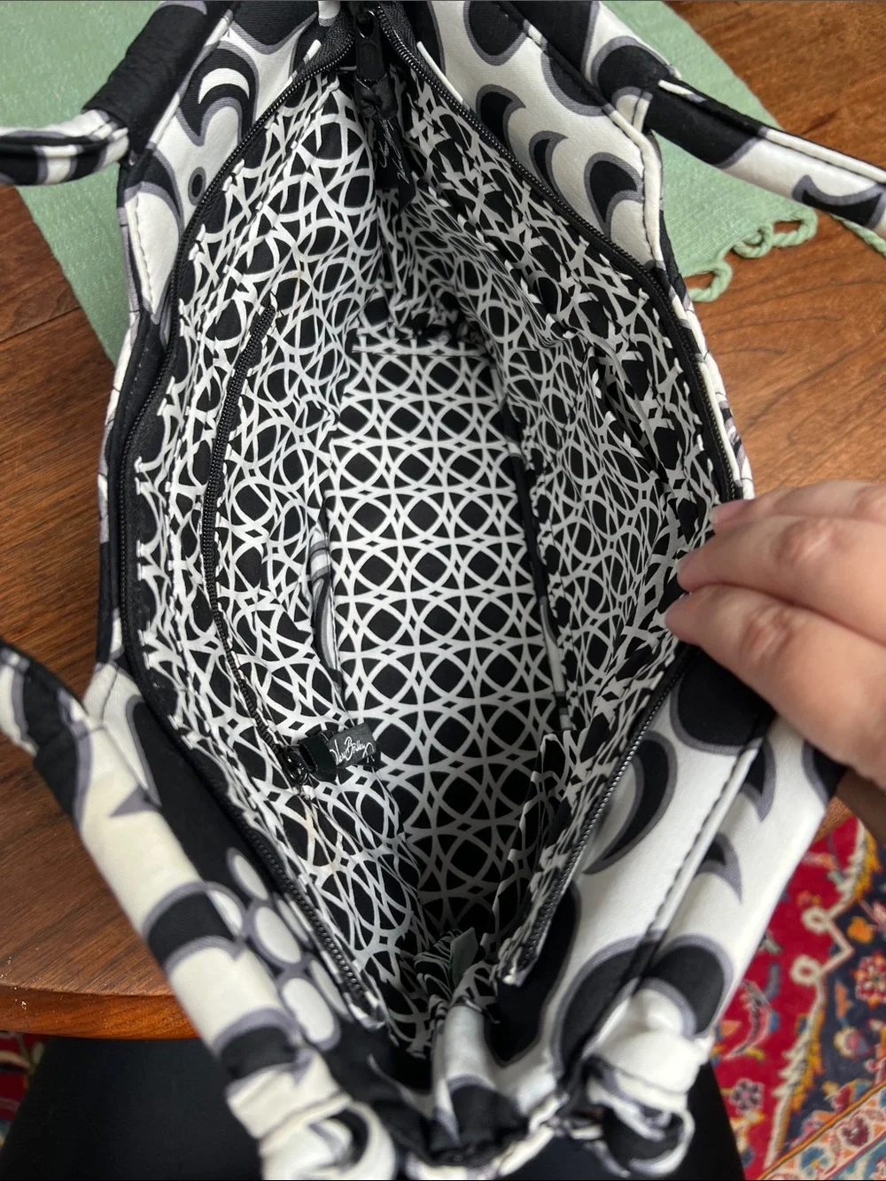 NWT Vera Bradley Gabby Tote in Retired Night and Day Pattern